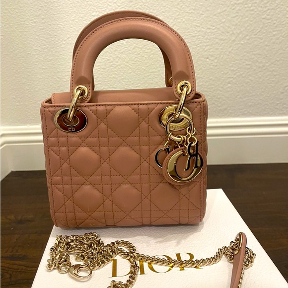 2022 mini lady Dior blush - Picture 2 of 5